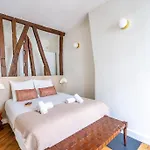 3#Two Bedrooms#Champs Elysées#Arc de Triomphe#AC
